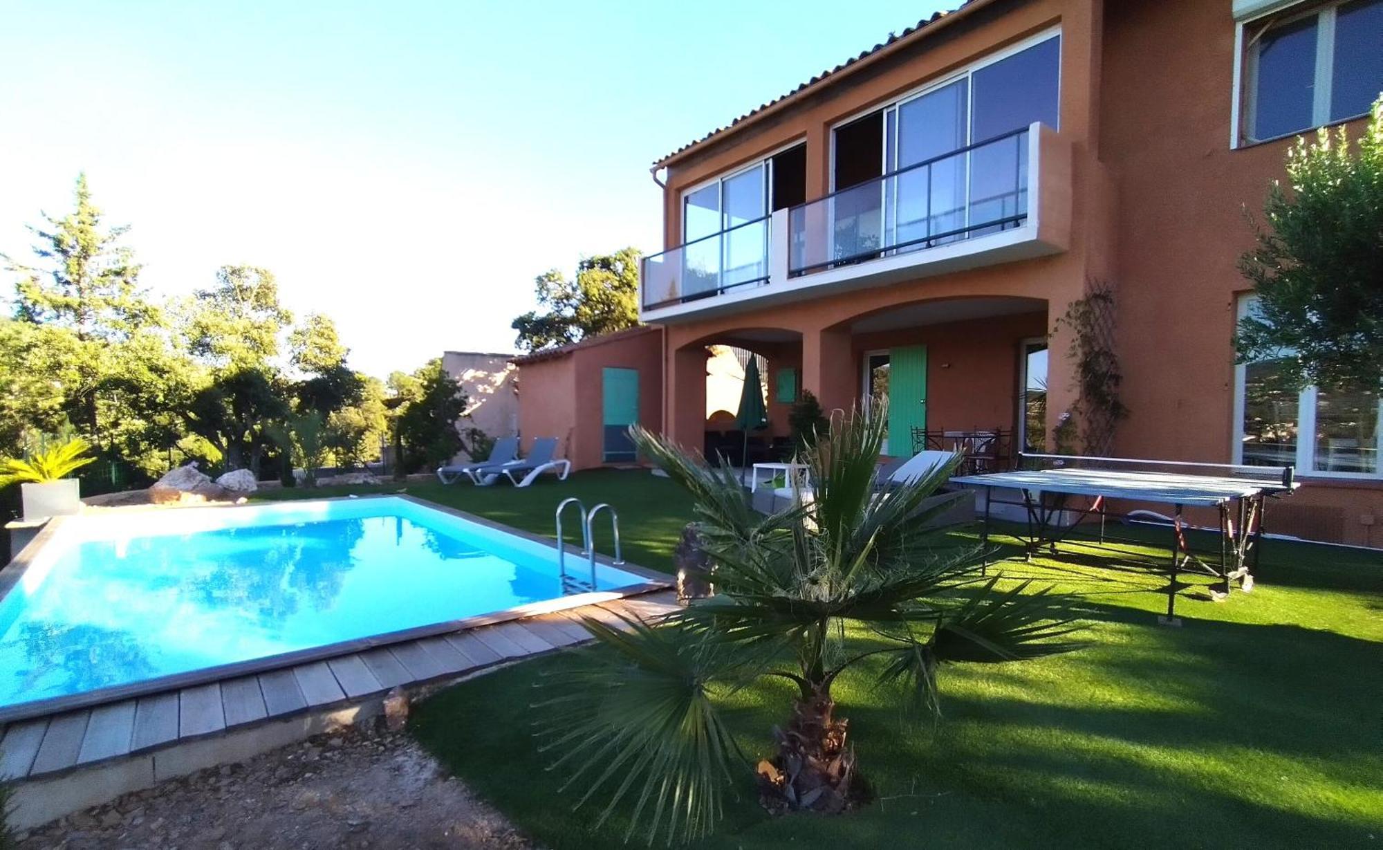Superbe Bas De Villa 80 M2 Piscine Privee Reservee Aux Vacanciers Avec Vue Magnifique 6 Couchages لا لوند-ليه-مور المظهر الخارجي الصورة